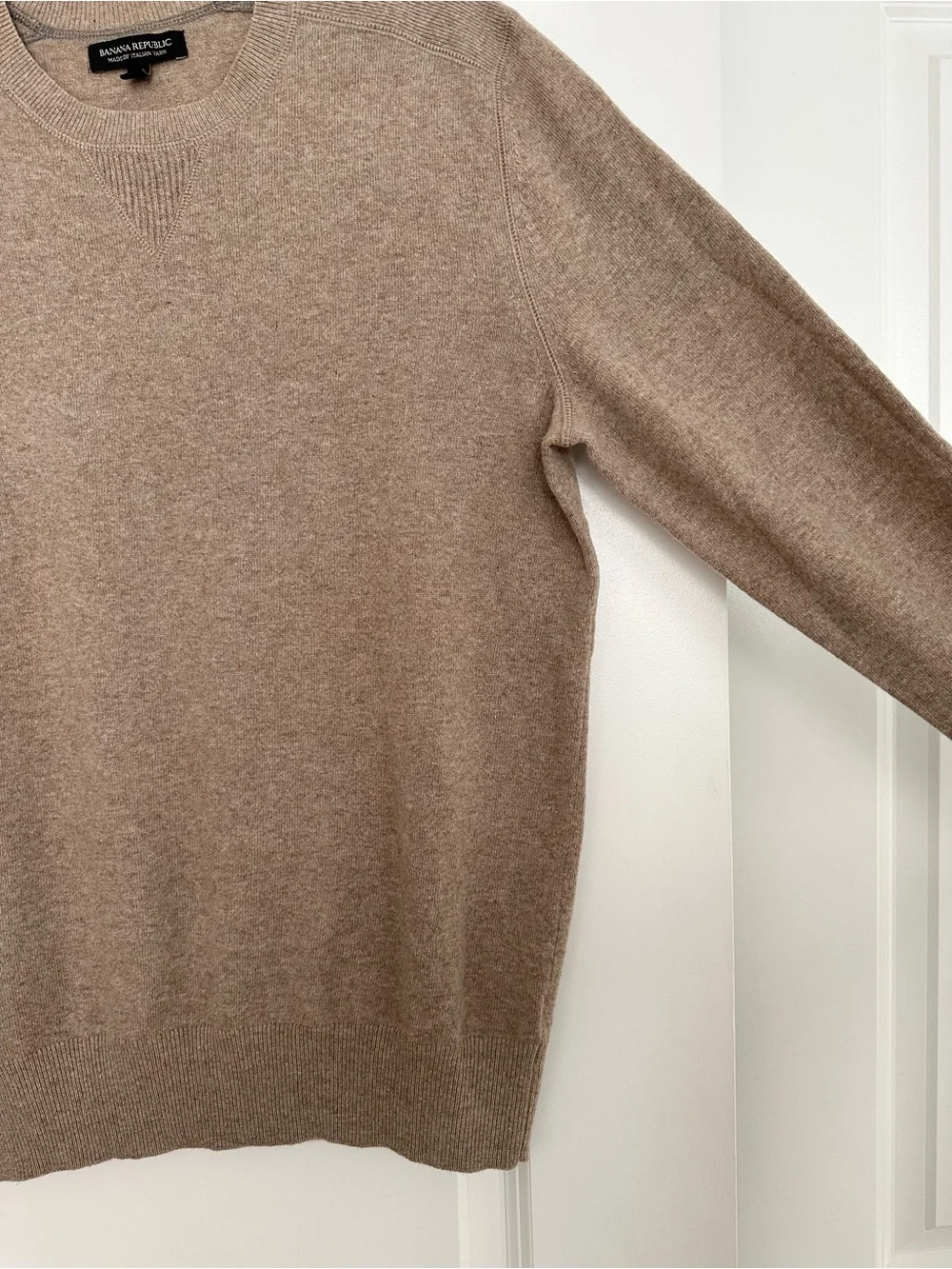Banana Republic Merino Wool Fall Italian Yarn Heathered Taupe Crewneck Sweater